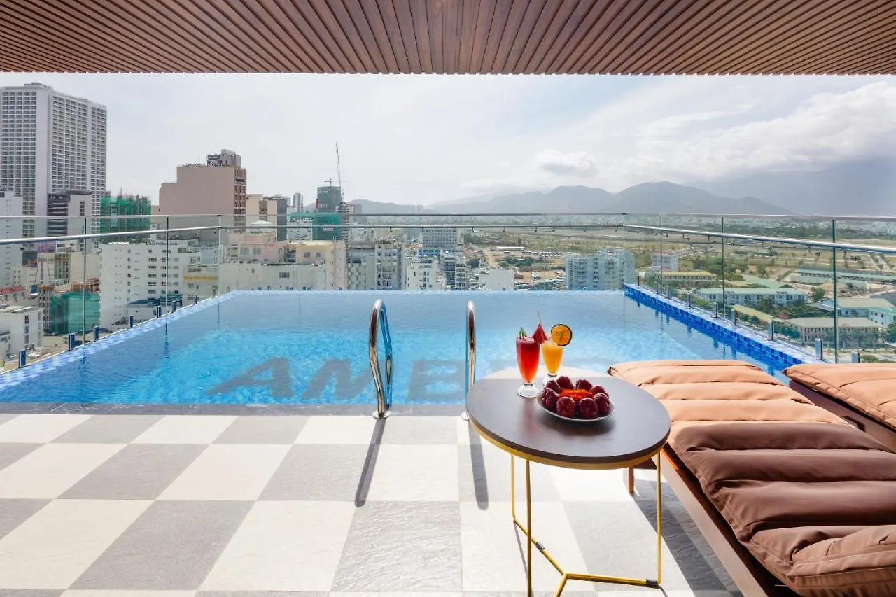 Amber Hotel Managed By Ht Nha Trang 3*,